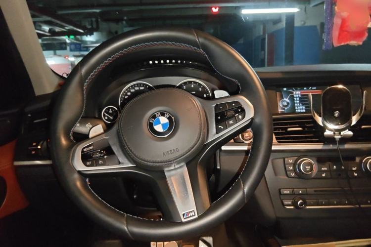Used BMW X3 2013 xDrive28i Luxury Model Steering Wheel