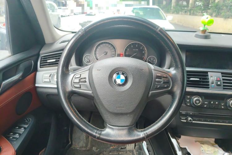 Used BMW X3 2013 xDrive20i Luxury Edition Steering Wheel