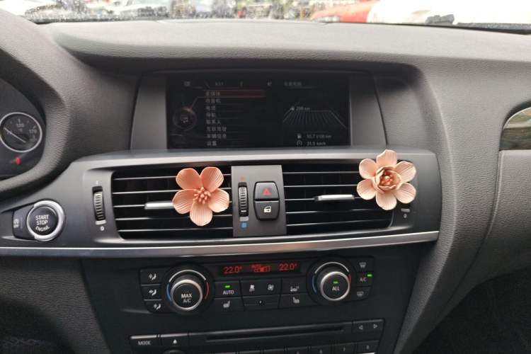 Used BMW X3 2013 Facelifted xDrive20i Luxury Edition Audio And AC Panel
