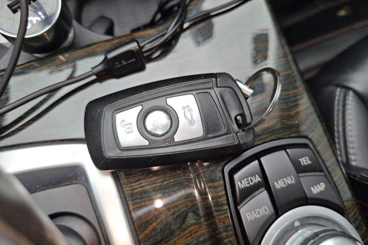 Used BMW X3 2013 Facelifted xDrive20i Luxury Edition Vehicle Key