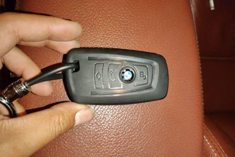 Used BMW X3 2013 Facelifted xDrive20i Luxury Edition Vehicle Key