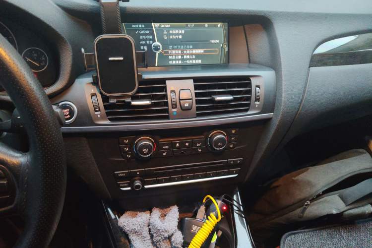 Used BMW X3 2013 xDrive20i Luxury Edition Audio And AC Panel
