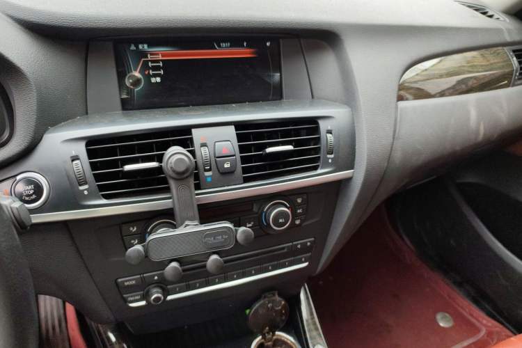 Used BMW X3 2013 Facelifted xDrive20i Luxury Edition Audio And AC Panel