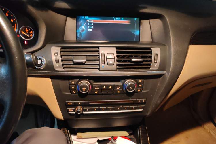 Used BMW X3 2013 Facelifted xDrive20i Luxury Edition Audio And AC Panel