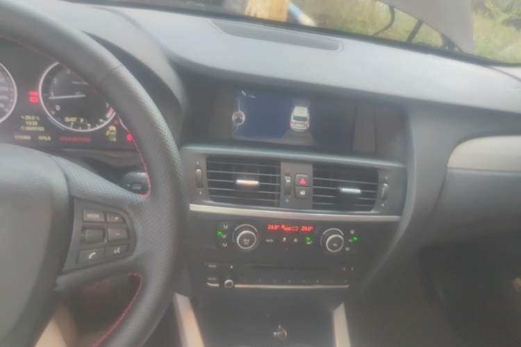 Used BMW X3 2013 Restyled xDrive28i Leading Edition Audio And AC Panel