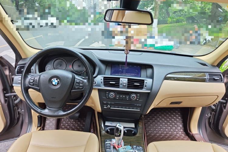 Used BMW X3 2013 xDrive20i Luxury Edition Center Console