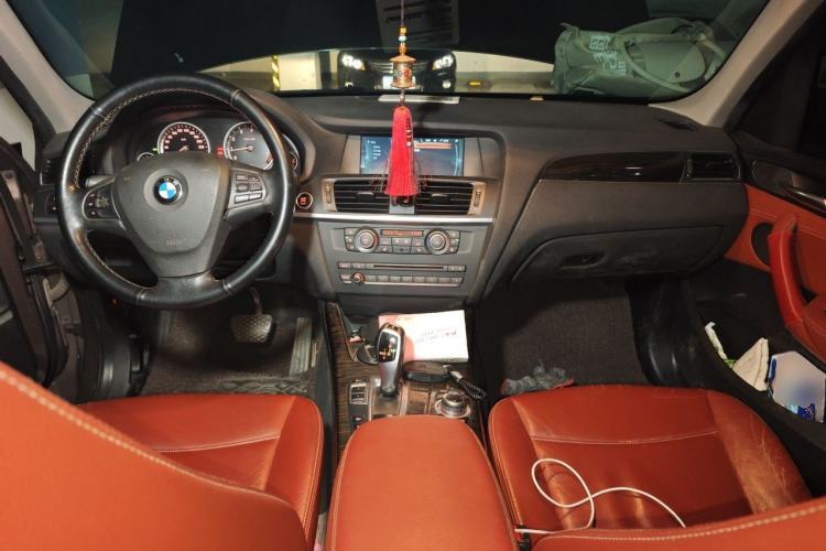 Used BMW X3 2013 Facelifted xDrive20i Luxury Edition Center Console