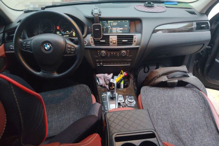 Used BMW X3 2013 xDrive20i Luxury Edition Center Console