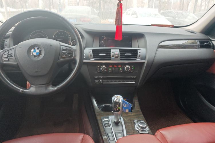 Used BMW X3 2013 Facelifted xDrive20i Luxury Edition Center Console
