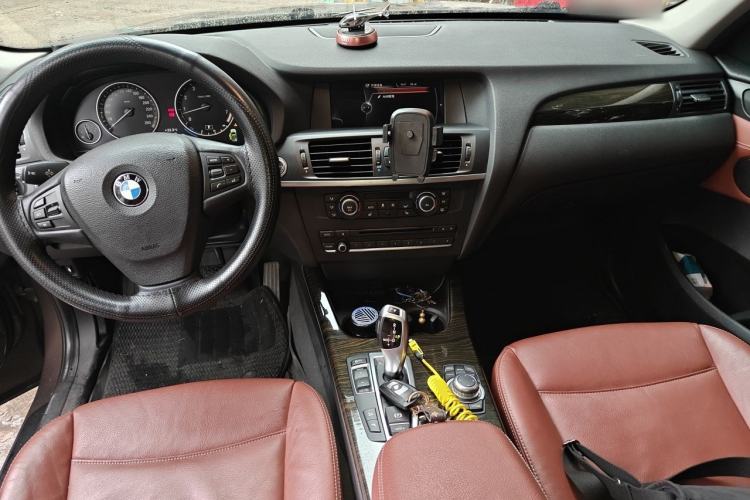 Used BMW X3 2013 xDrive20i Luxury Edition Center Console
