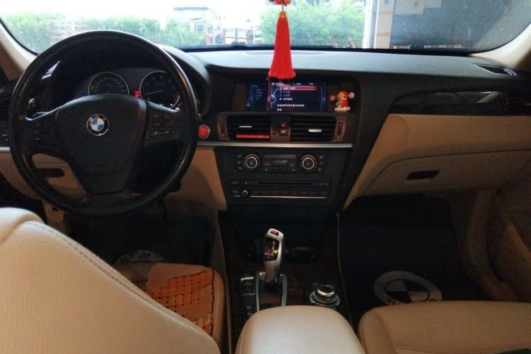 Used BMW X3 2013 xDrive20i Luxury Edition Center Console