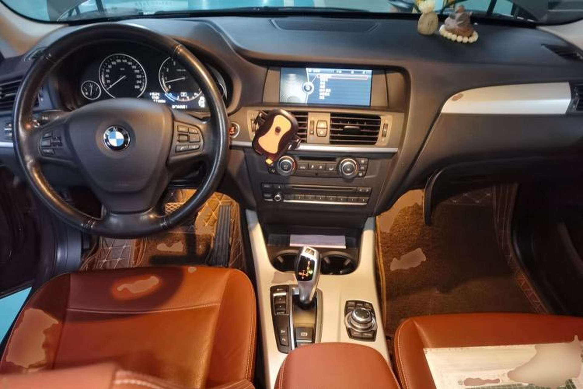 Used BMW X3 2013 xDrive28i Leading Model Center Console