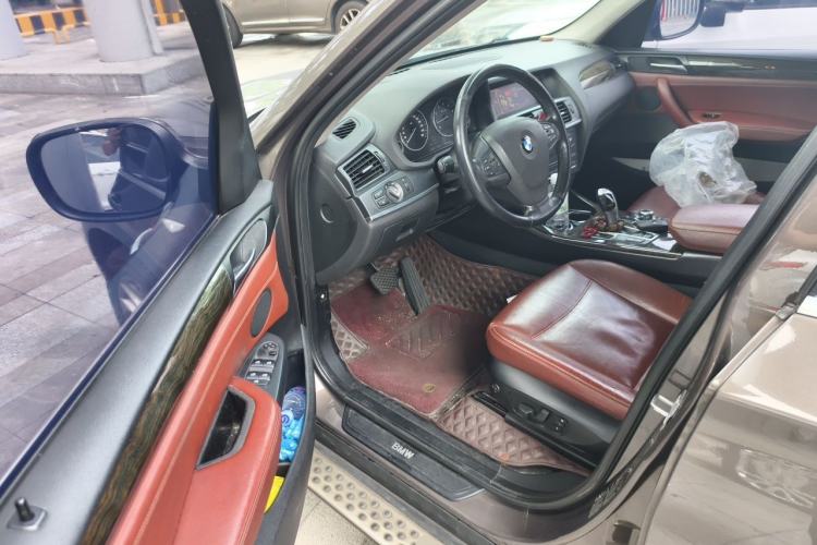 Used BMW X3 2013 Facelifted xDrive20i Luxury Edition Driver Seat