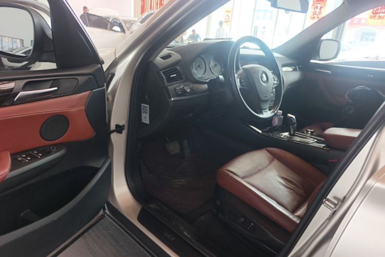 Used BMW X3 2013 Facelifted xDrive20i Luxury Edition Driver Seat