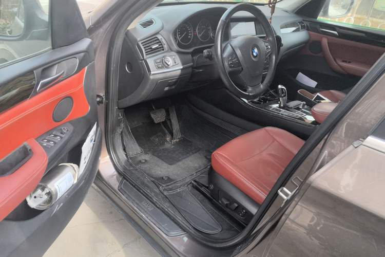 Used BMW X3 2013 Facelifted xDrive20i Luxury Edition Driver Seat