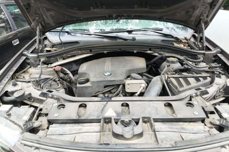 Used BMW X3 2013 Facelifted xDrive20i Luxury Edition Engine Bay