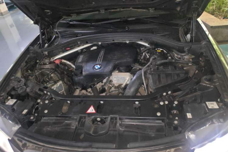 Used BMW X3 2013 xDrive20i Luxury Edition Engine Bay