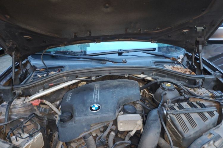 Used BMW X3 2013 Facelifted xDrive20i Luxury Edition Engine Bay