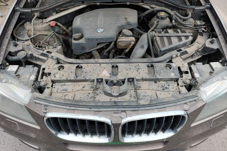Used BMW X3 2013 Facelifted xDrive20i Luxury Edition Engine Bay