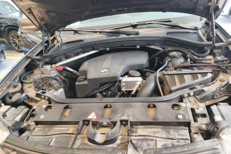Used BMW X3 2013 xDrive20i Luxury Edition Engine Bay