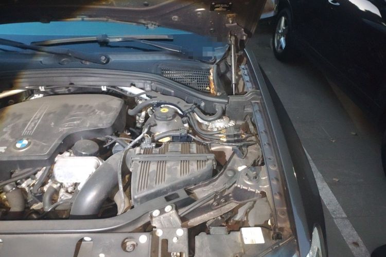 Used BMW X3 2013 Facelifted xDrive20i Luxury Edition Engine Bay Left