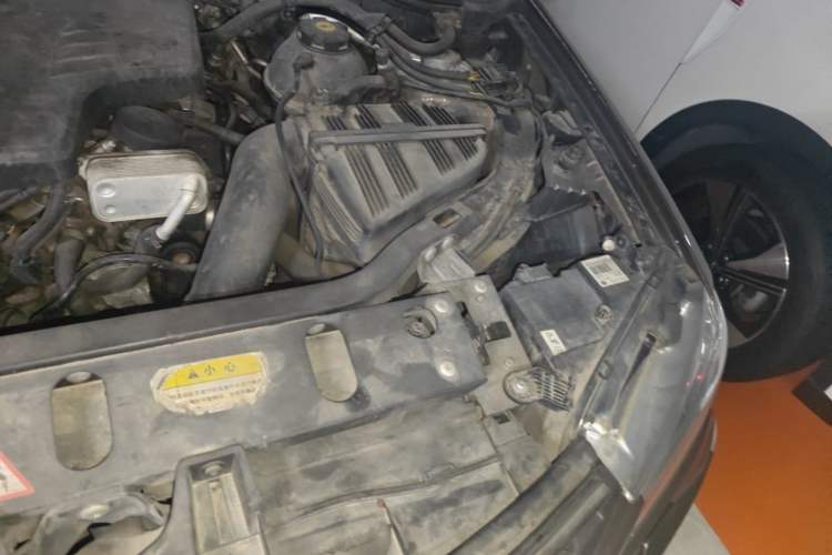 Used BMW X3 2013 xDrive20i Luxury Edition Engine Bay Left