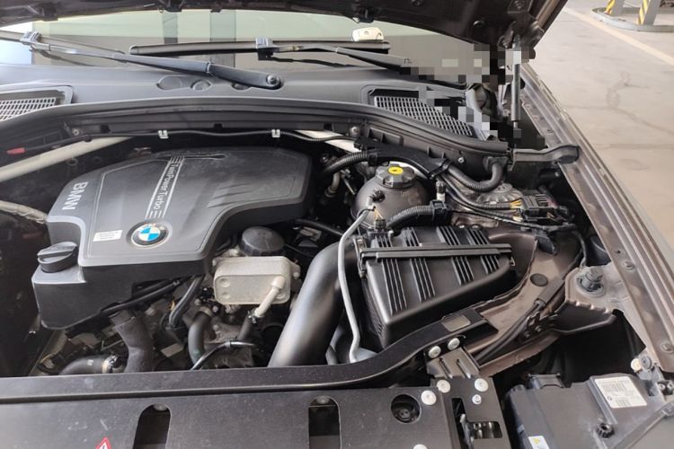 Used BMW X3 2013 xDrive20i Luxury Edition Engine Bay Left