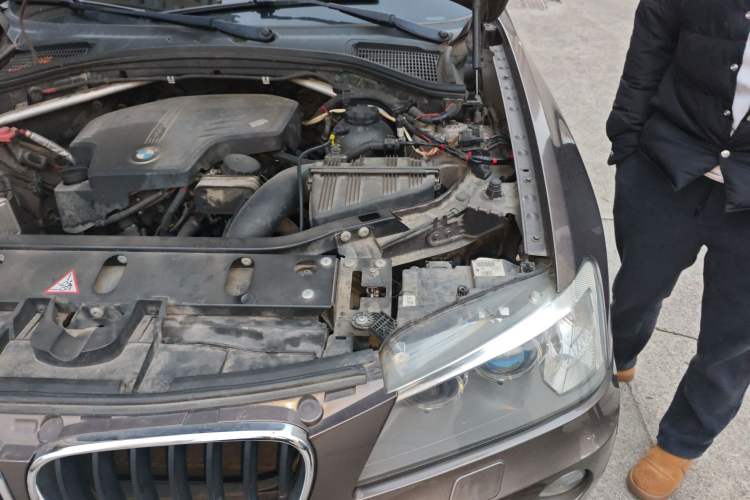 Used BMW X3 2013 xDrive20i Luxury Edition Engine Bay Left