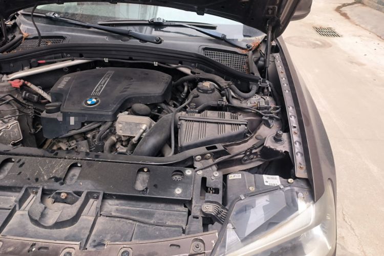Used BMW X3 2013 xDrive20i Luxury Edition Engine Bay Left