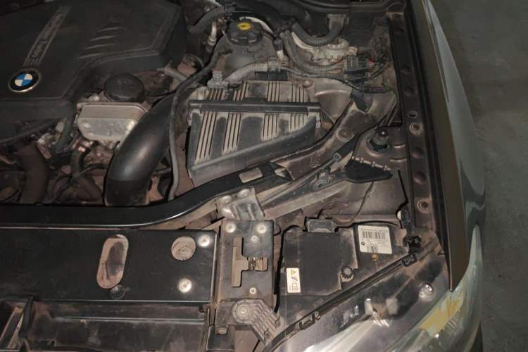 Used BMW X3  Engine Bay Left