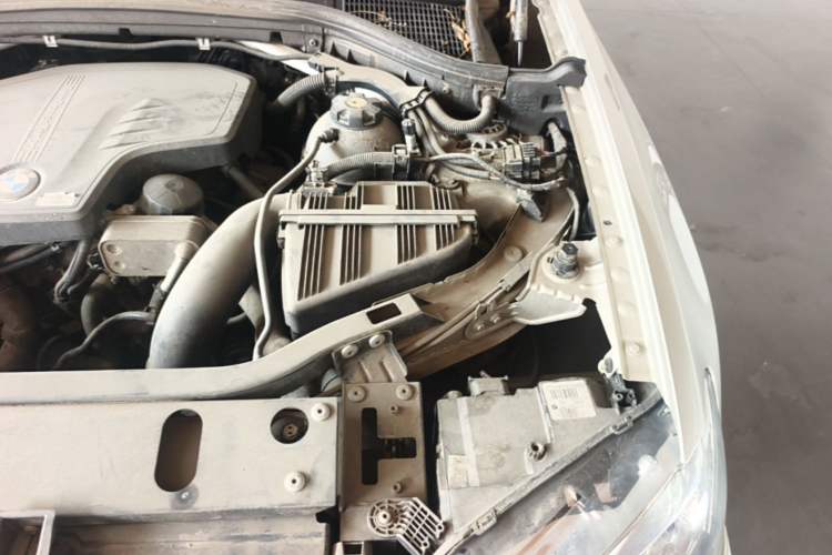 Used BMW X3 2013 Facelifted xDrive20i Luxury Edition Engine Bay Left