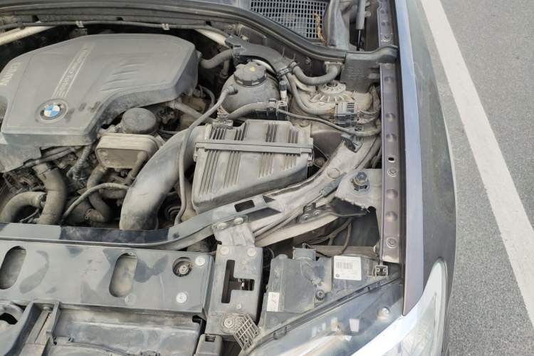 Used BMW X3 2013 Facelifted xDrive20i Luxury Edition Engine Bay Left
