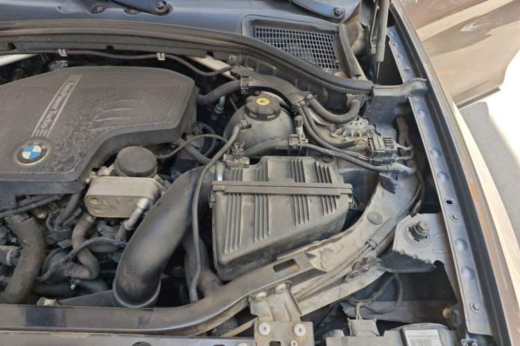 Used BMW X3 2013 xDrive28i Leading Model Engine Bay Left
