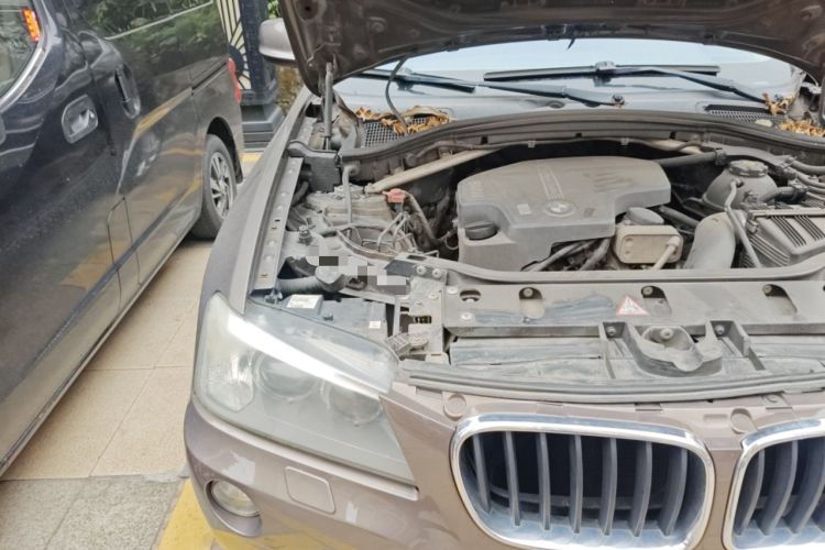 Used BMW X3 2013 Facelifted xDrive20i Luxury Edition Engine Bay Right