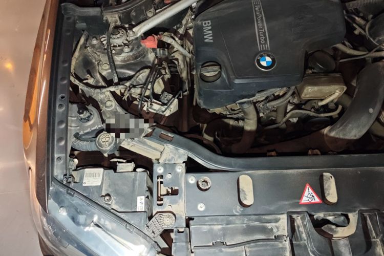Used BMW X3 2013 xDrive20i Luxury Edition Engine Bay Right