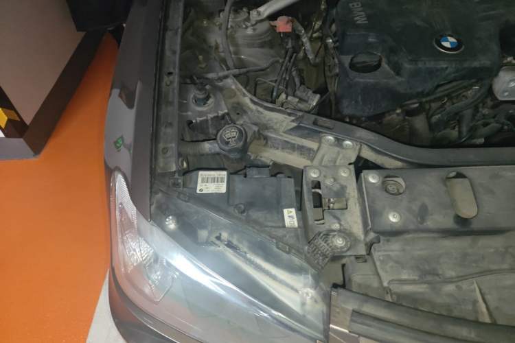 Used BMW X3 2013 xDrive20i Luxury Edition Engine Bay Right