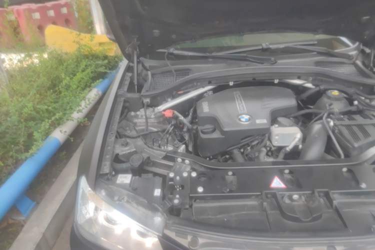 Used BMW X3 2013 Restyled xDrive28i Leading Edition Engine Bay Right