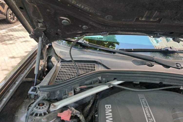 Used BMW X3 2013 xDrive20i Luxury Edition Engine Bay Right
