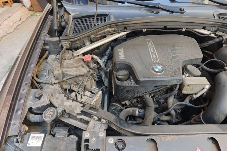 Used BMW X3 2013 xDrive28i Leading Model Engine Bay Right