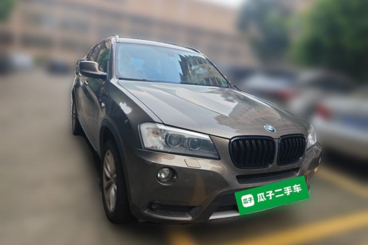 Used BMW X3 2013 Facelifted xDrive20i Luxury Edition Front Right 45 Deg