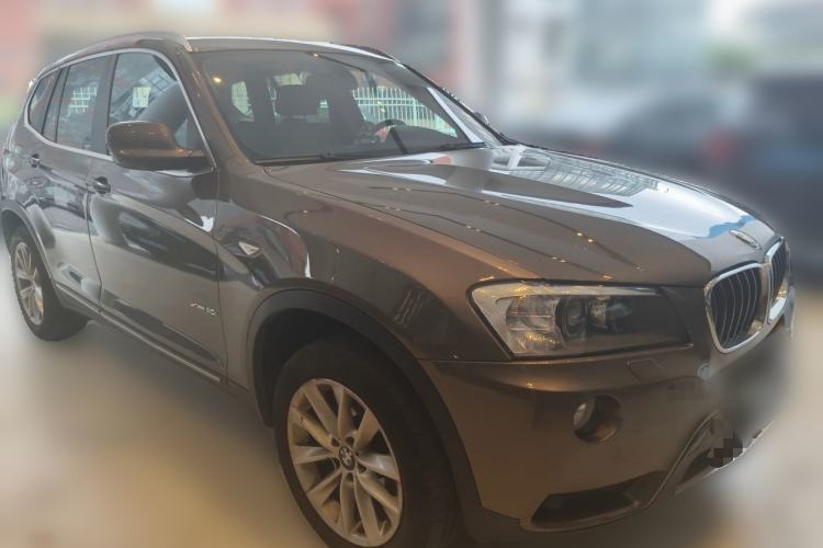 Used BMW X3 2013 xDrive20i Luxury Edition Front Right 45 Deg