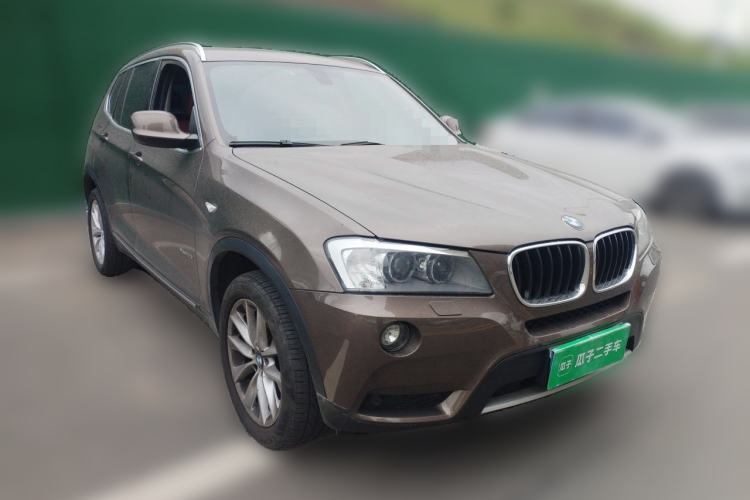 Used BMW X3 2013 Facelifted xDrive20i Luxury Edition Front Right 45 Deg