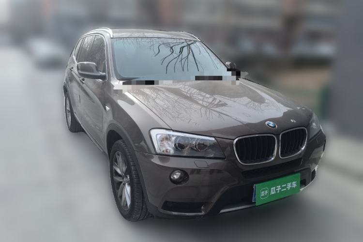 Used BMW X3 2013 Facelifted xDrive20i Luxury Edition Front Right 45 Deg