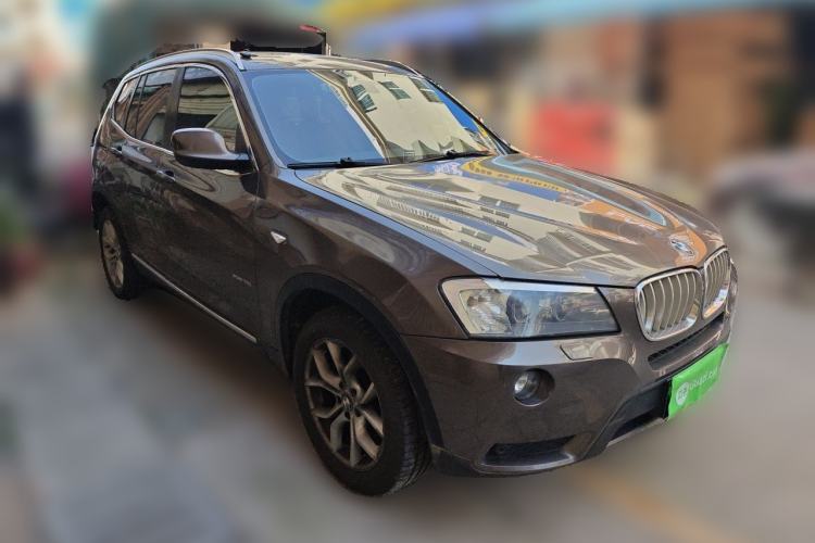 Used BMW X3 2013 xDrive28i Leading Model Front Right 45 Deg