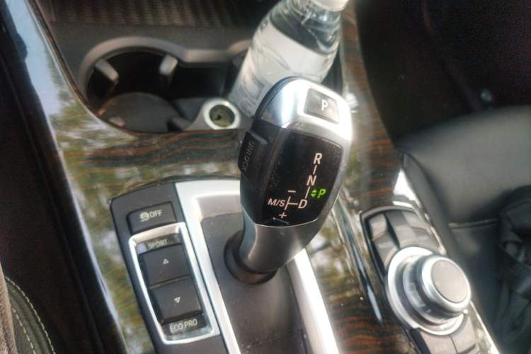 Used BMW X3 2013 xDrive20i Luxury Edition Gear Lever