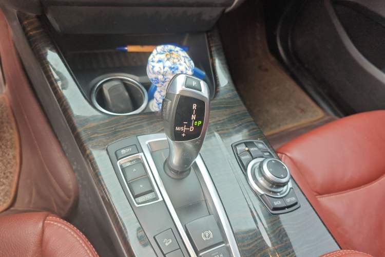 Used BMW X3 2013 Facelifted xDrive20i Luxury Edition Gear Lever