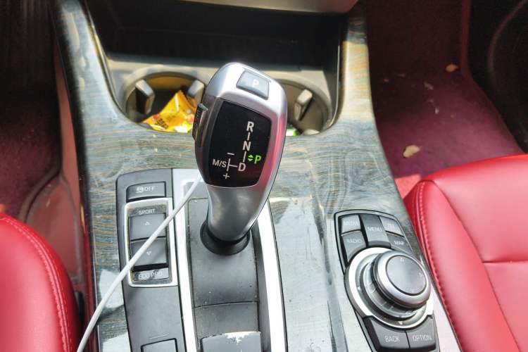 Used BMW X3 2013 xDrive20i Luxury Edition Gear Lever