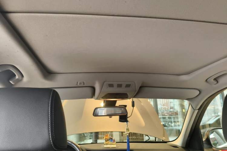 Used BMW X3 2013 xDrive20i Luxury Edition Headliner