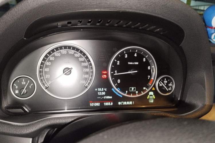 Used BMW X3 2013 Facelifted xDrive20i Luxury Edition Instrument Cluster