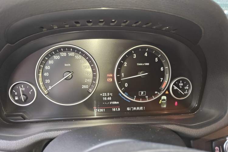 Used BMW X3 2013 xDrive20i Luxury Edition Instrument Cluster